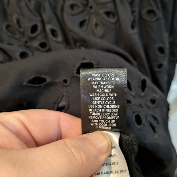 New with tags! Torrid Black Eyelet Puff-Sleeve Top - Picture 8 of 14